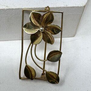 Vintage 10 ct Gold Flower Brooch Gold Pin Fine Jewelry